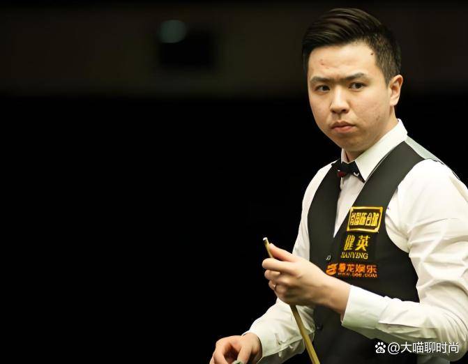 由库里保持 由库里保持