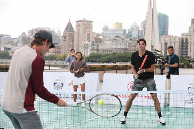 他便可以在 他便可以在