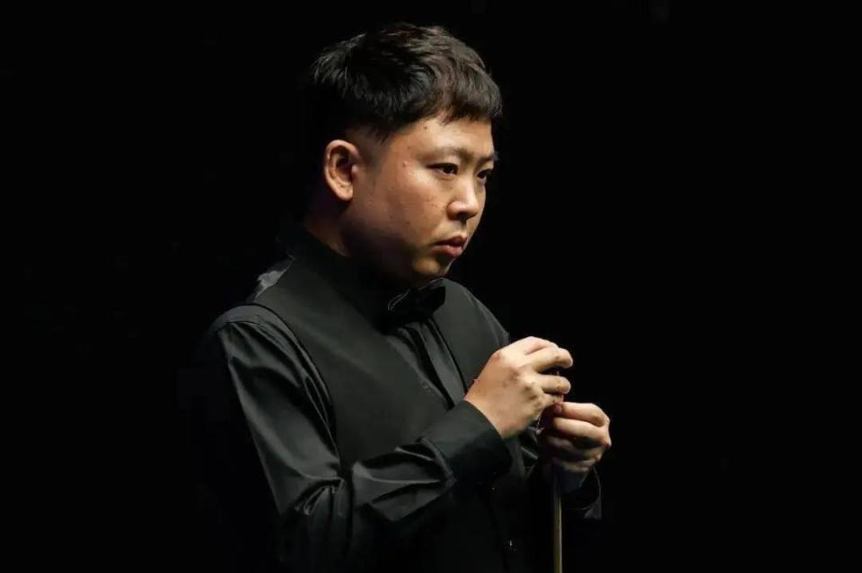 轮稳住阵脚 轮稳住阵脚